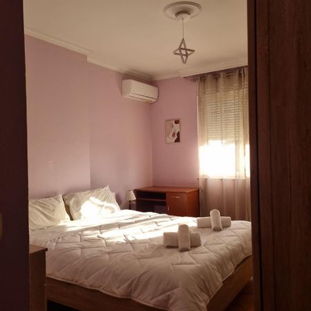 Sandra'S Apartment In Tirana Center Εξωτερικό φωτογραφία
